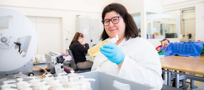 Atelier cosmétique de production et de conditionnement de la FOVAHM à Conthey