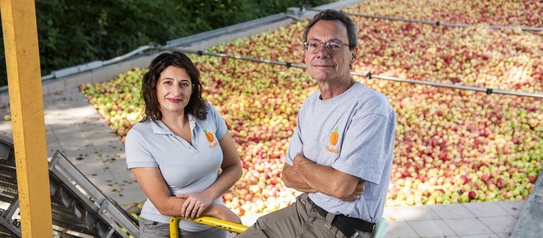 Fruitonic est une entreprise familiale qui transforme les fruits suisses en jus et en purée.